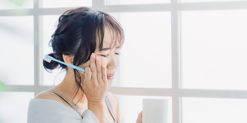 歯ぎしり・食いしばりによって生じる知覚過敏の原因
